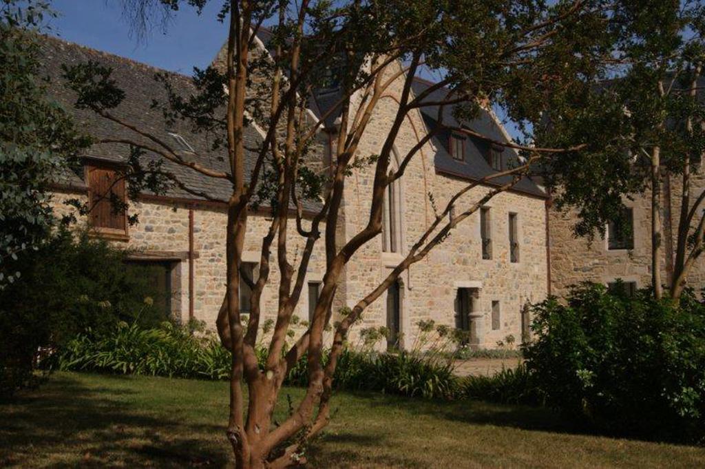 Manoir De Kergrec'H Hotel พลูเกรส์ซองต์ ภายนอก รูปภาพ